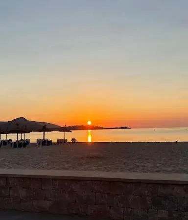 Family-friendly Escape- 130m2 Of Pure Joy Lejlighed *