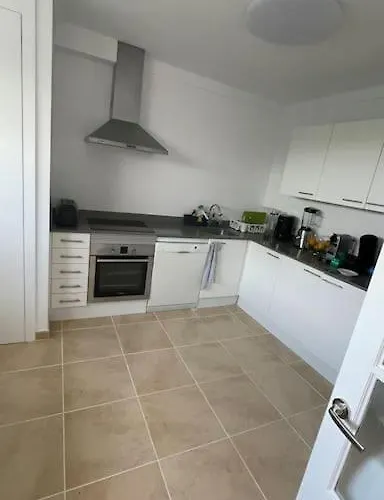 Lägenhet Family-friendly Escape- 130m2 Of Pure Joy *