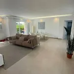Family-friendly Escape- 130m2 Of Pure Joy Apartman *