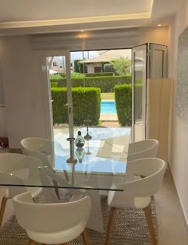 Family-friendly Escape- 130m2 Of Pure Joy Apartmán