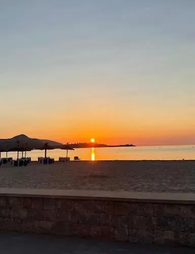 Family-friendly Escape- 130m2 Of Pure Joy Апартаменти *