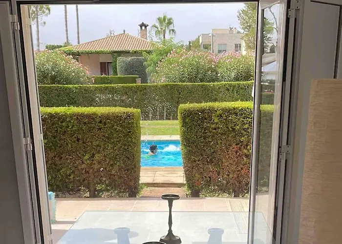 Family-friendly Escape- 130m2 Of Pure Joy * Порт-де-Польєнса